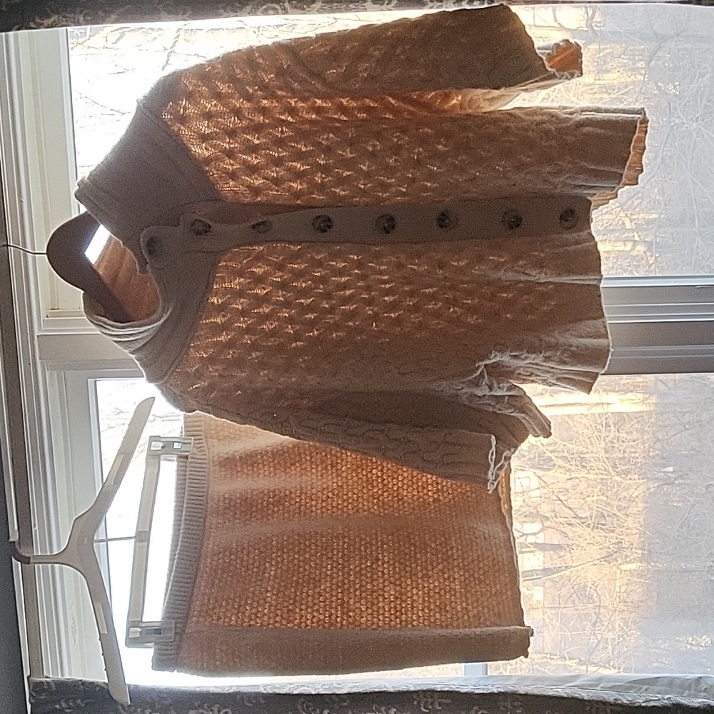 Free People M Sweater top and skirt in cream